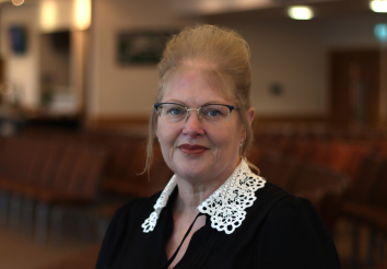 Andrea Wells 354 x 246